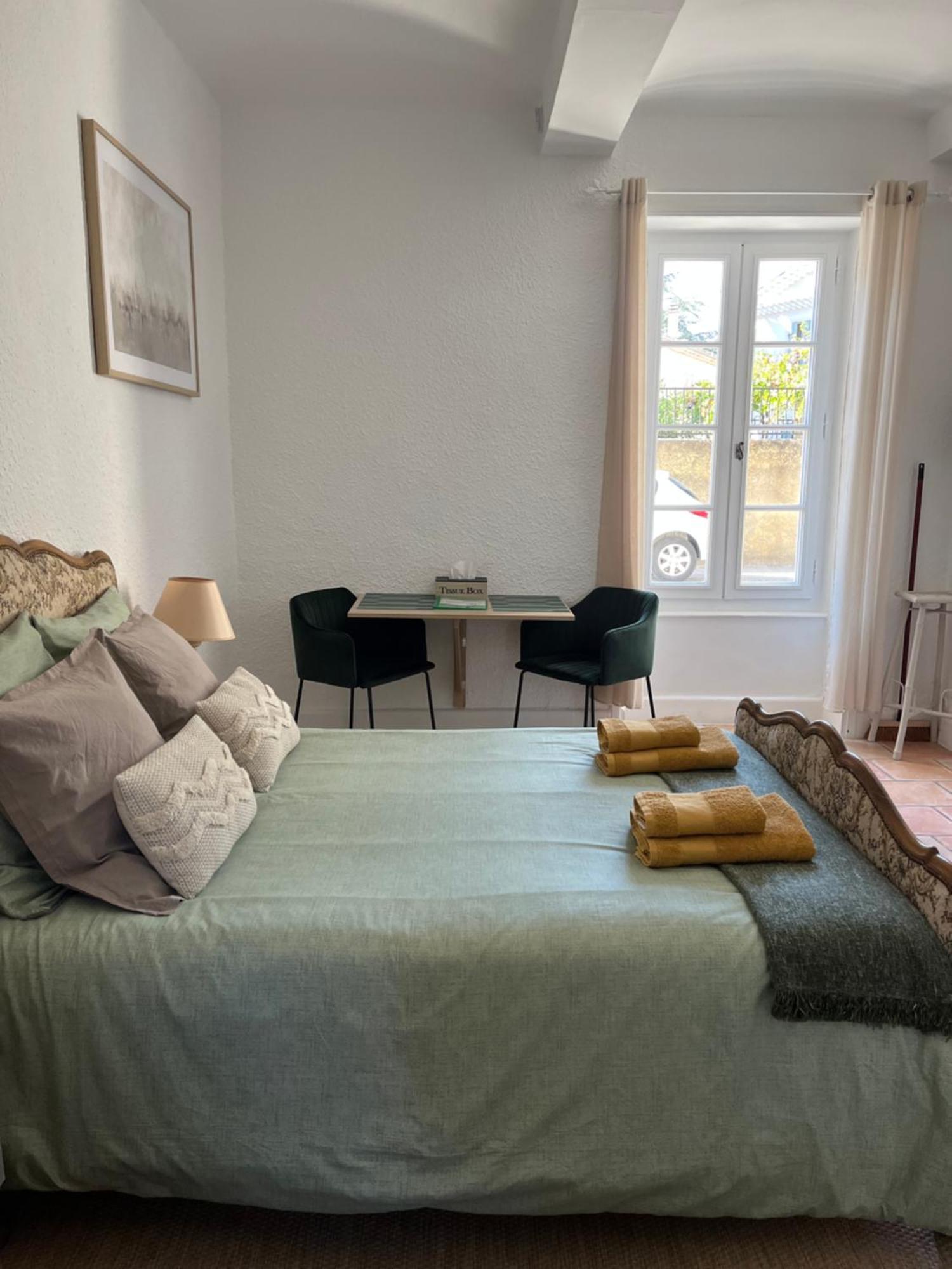Au Petit Faubourg Leilighet Grignan Eksteriør bilde